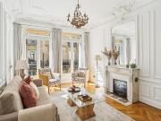 Location Appartement 3 pièces 70 m2 Paris 8ème