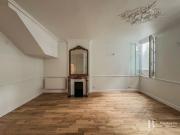Location Appartement 3 pièces 75.7 m2 Paris 7ème