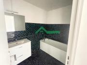 Location Appartement 3 pièces 77 m2 Paris 20ème