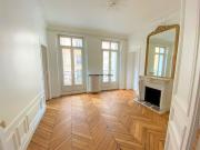 Location Appartement 3 pièces 79 m2 Paris 5ème
