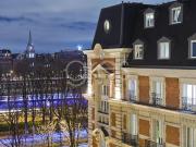 Location Appartement 3 pièces 82.79 m2 Paris 8ème