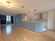 Location Appartement 3 pièces 97 m2 Bordeaux