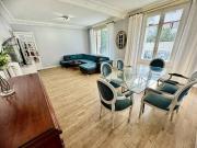 Location Appartement 4 pièces 100 m2 Paris 16ème