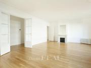 Location Appartement 4 pièces 106 m2 Paris 7ème