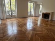 Location Appartement 4 pièces 115 m2 Paris 8ème