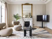 Location Appartement 4 pièces 118.74 m2 Paris 6ème
