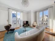 Location Appartement 4 pièces 126 m2 Paris 16ème