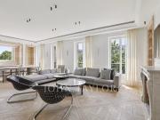 Location Appartement 4 pièces 132 m2 Paris 8ème