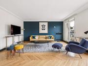 Location Appartement 4 pièces 150 m2 Paris 8ème
