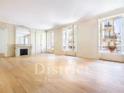 Location Appartement 4 pièces 150 m2 Paris 8ème