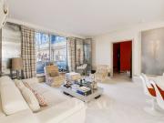 Location Appartement 4 pièces 162.71 m2 Paris 7ème