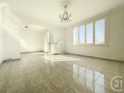 Location Appartement 4 pièces 80.41 m2 Salon de Provence