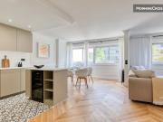 Location Appartement 4 pièces 86 m2 Paris 20ème