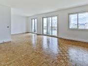 Location Appartement 5 pièces 120.52 m2 Paris 16ème