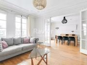 Location Appartement 5 pièces 123 m2 Paris 17ème