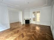 Location Appartement 5 pièces 134.31 m2 Paris 17ème