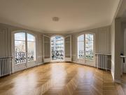Location Appartement 5 pièces 140.04 m2 Paris 16ème