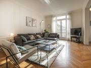 Location Appartement 5 pièces 142 m2 Paris 7ème