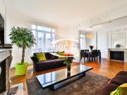 Location Appartement 5 pièces 143 m2 Paris 7ème