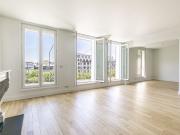 Location Appartement 5 pièces 145.09 m2 Paris 8ème