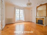 Location Appartement 5 pièces 148.64 m2 Paris 10ème