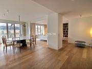 Location Appartement 5 pièces 150 m2 Paris 8ème