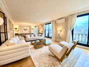 Location Appartement 5 pièces 184 m2 Paris 8ème