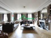 Location Appartement 5 pièces 200 m2 Paris 17ème