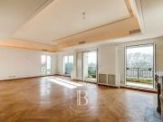 Location Appartement 5 pièces 236.1 m2 Paris 16ème