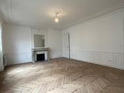 Location appartement 5 pièces de 112,96 m2 à Paris 17ème