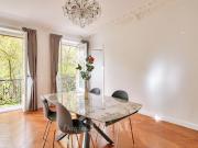 Location Appartement 6 pièces 151 m2 Paris 10ème