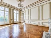 Location Appartement 6 pièces 170 m2 Paris 8ème