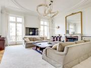 Location Appartement 6 pièces 200 m2 Paris 8ème