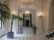 Location Appartement 7 pièces 210 m2 Paris 16ème