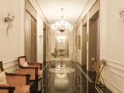 Location Appartement 7 pièces 251 m2 Paris 16ème