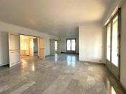 location appartement beziers 8 pièces 269 m2 herault...