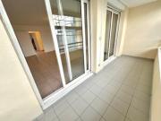 location appartement bron 5 pièces 112 m2 rhone 69500...