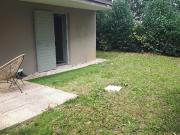 Location APPARTEMENT F2 MEUBLE AVEC JARDIN 865 euros cc...