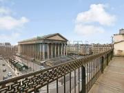 Location Appartement Marché de la Madeleine, Paris