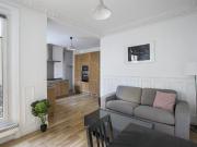 Location appartement meublé de 42 m2 rue de Vaugirard à...