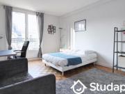 location appartement paris 1 pièce 11 m2 paris 75000 995...