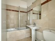 Location appartement Paris 2 pièces 62m² 2433.7€ |...