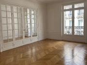 Location Appartement Place Victor Hugo, Paris