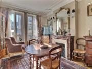 Location Appartement Rue Cortambert, Paris