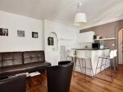 Location Appartement Rue Crozatier, Paris