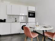 Location Appartement Rue d'Avron, Paris