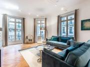 Location Appartement Rue de Cerisoles, Paris