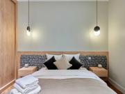 Location Appartement Rue de Florence, Paris