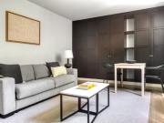 Location Appartement Rue de Grenelle, Paris