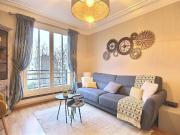 Location Appartement Rue de la Croix Nivert, Paris